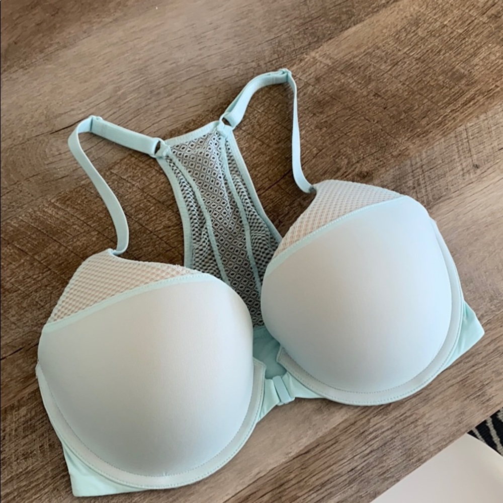 Victoria’s Secret push up t shirt bra BNWT